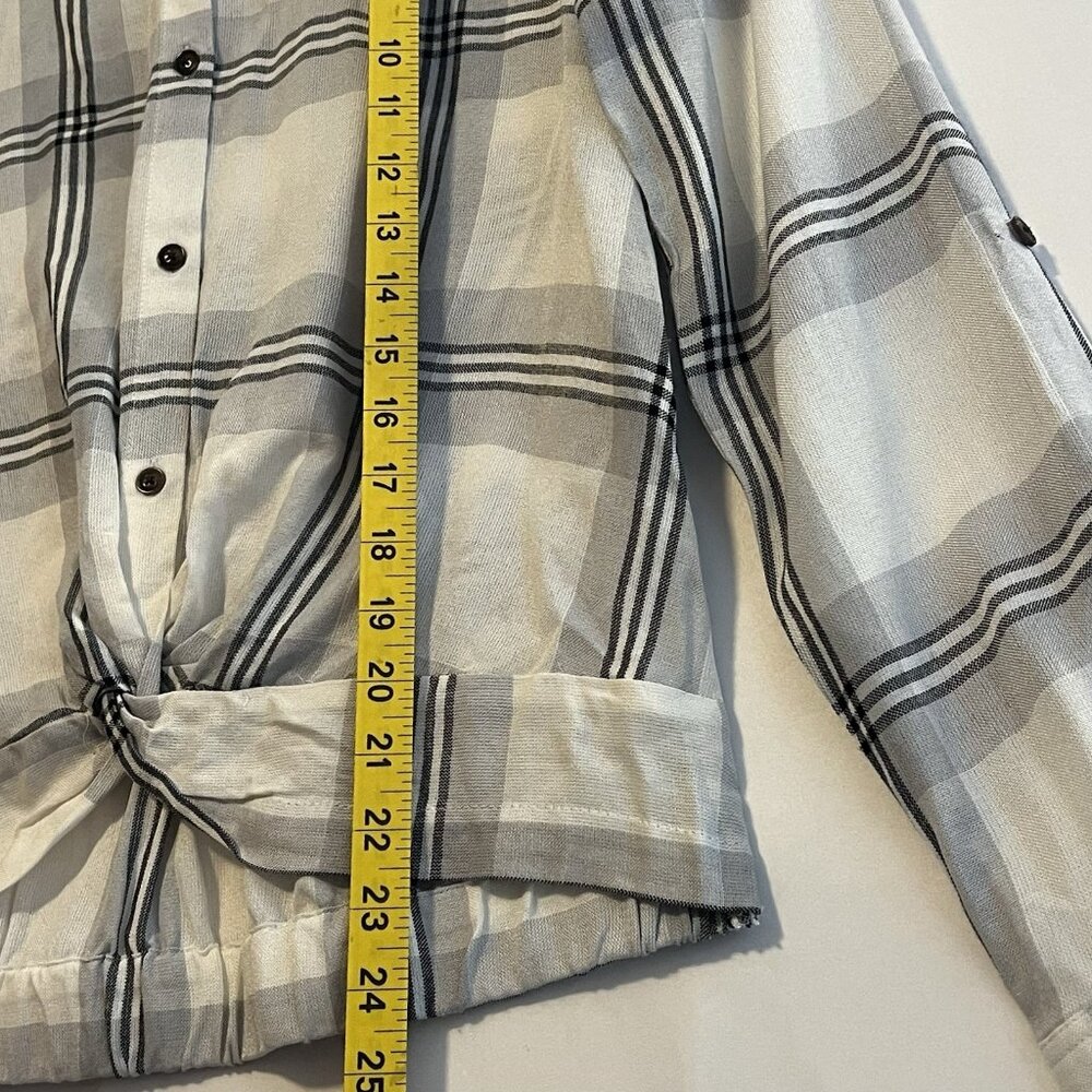 Pink Rose Vintage Women’s Top Plaid Button Front Medium Gray Blouse Long Sleeves - Picture 9 of 12